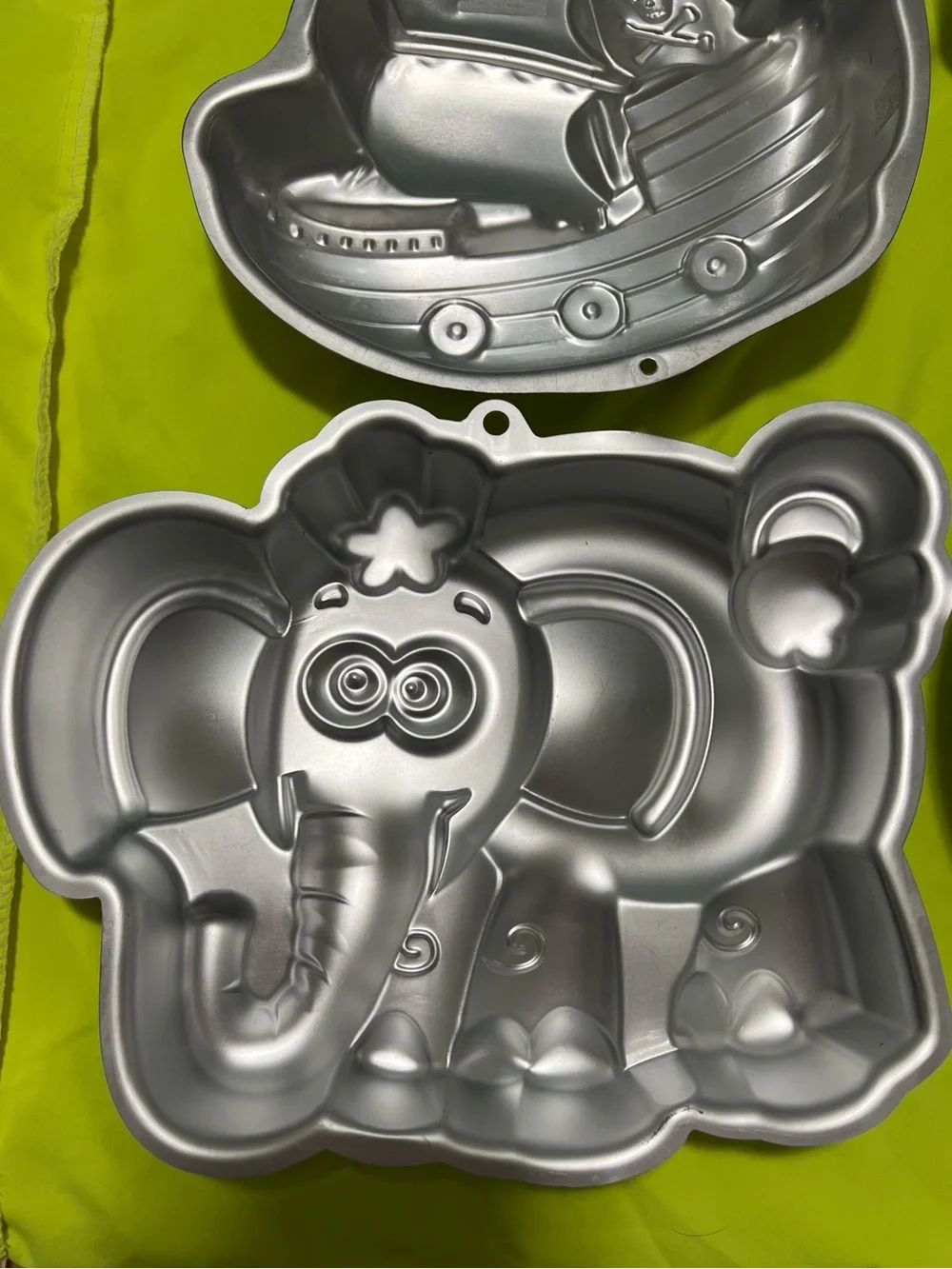 Four Wilton Aluminum Cake Pans. Monkey, Butterfly, Elephant, Pirate ship Set. 4